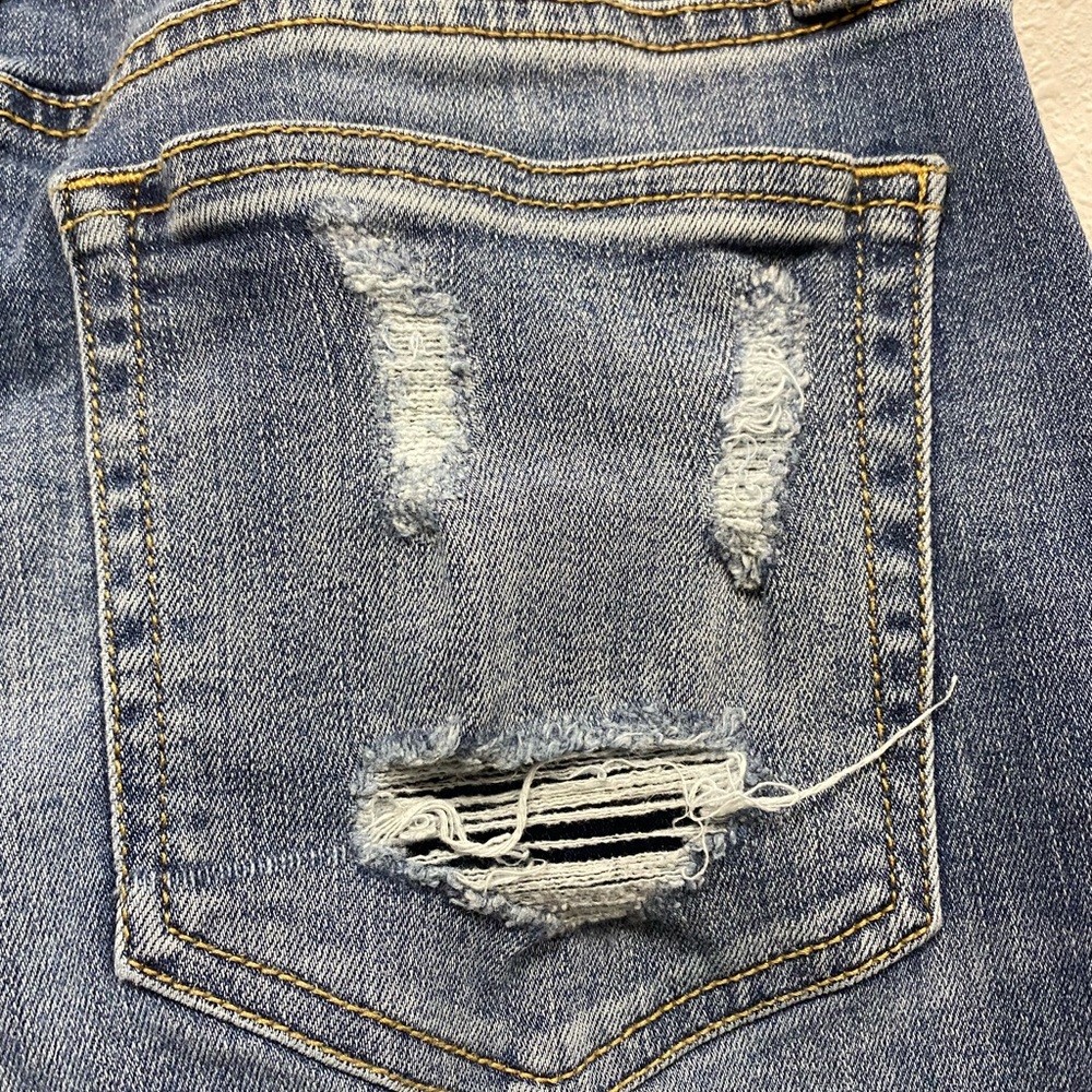 Jeans - Picture 7 of 7